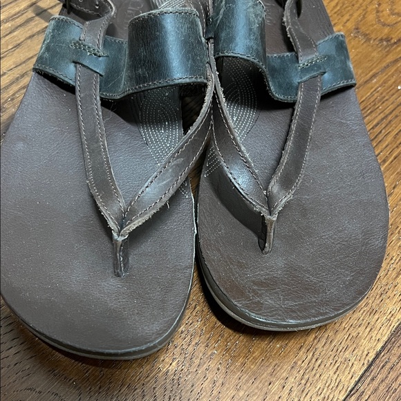 Chaco Maya ll Brown Leather Sandals - Picture 6 of 6